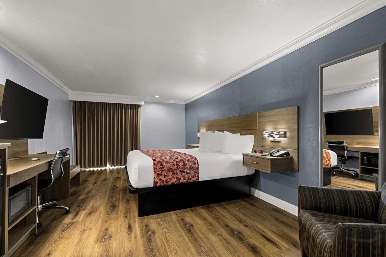 Best Western Moreno Hotel & Suites Moreno Valley Eksteriør billede