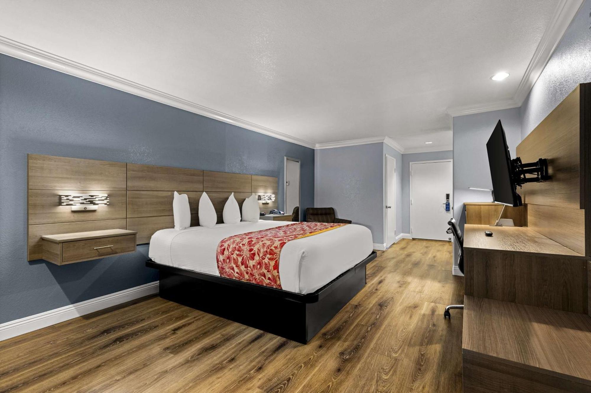 Best Western Moreno Hotel & Suites Moreno Valley Eksteriør billede